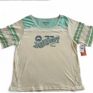 NWT Farm Girl “Like To Play In Haylofts” Graphic T-shirt Teal Crochet Western